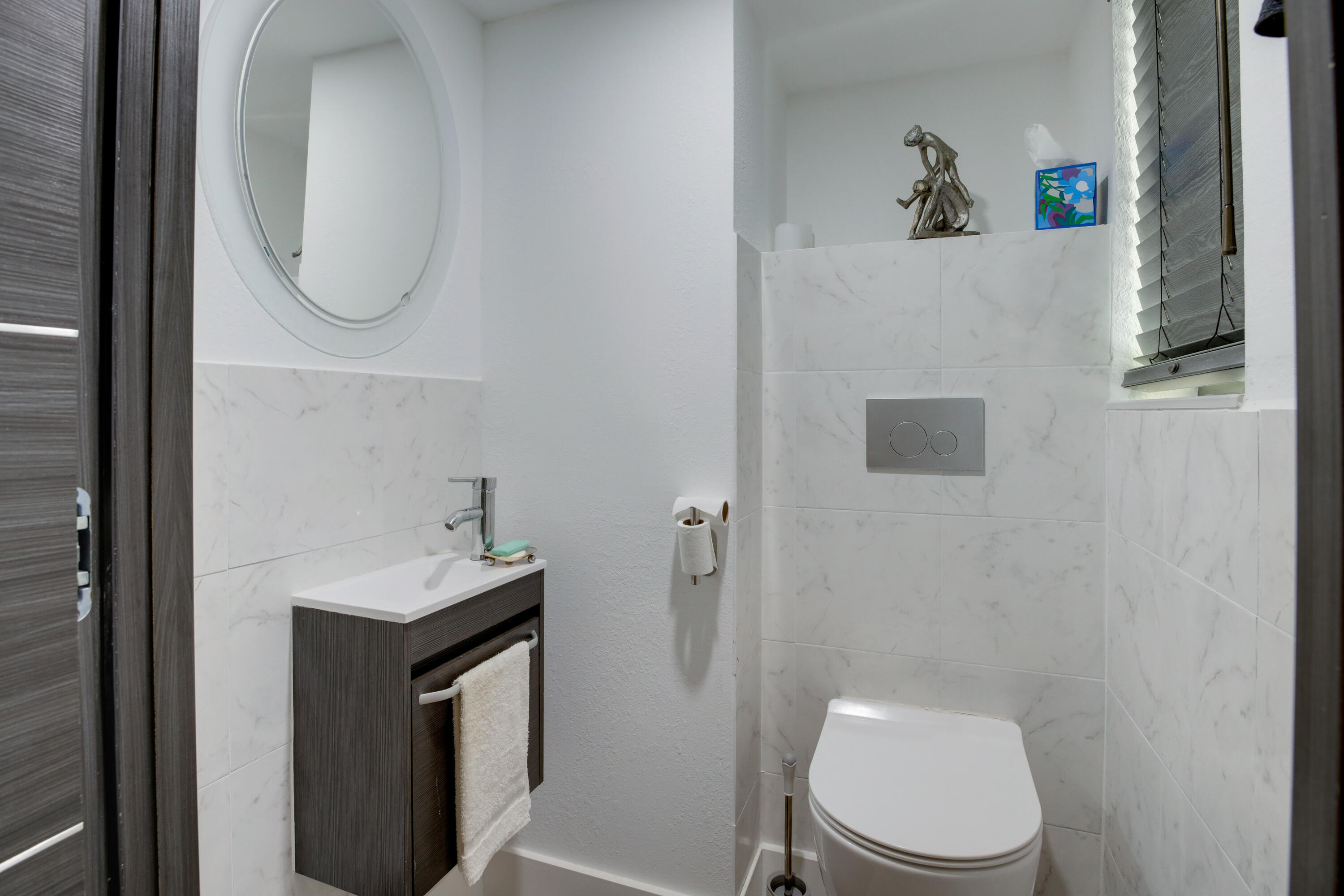 FOUNTAINS OF PALM BEACH CONDO 2 - Residential Lease