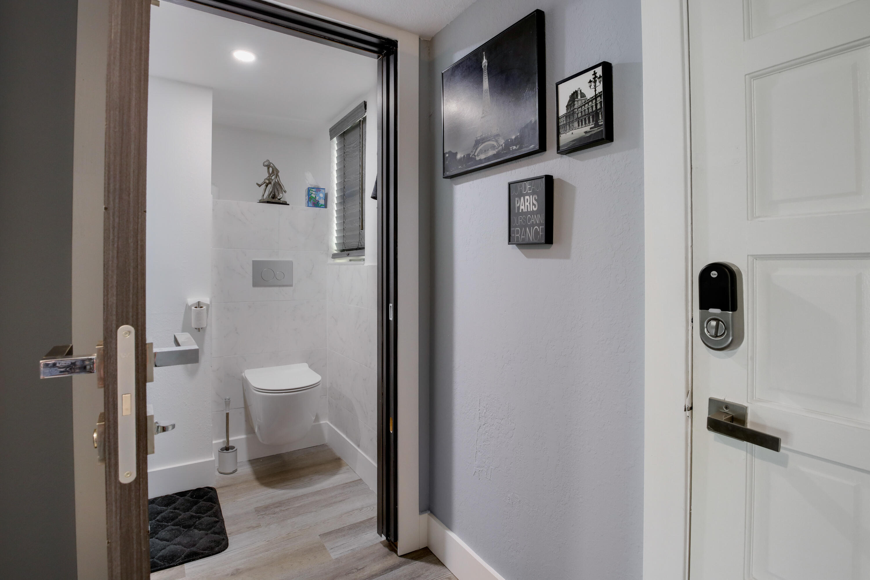 FOUNTAINS OF PALM BEACH CONDO 2 - Residential Lease
