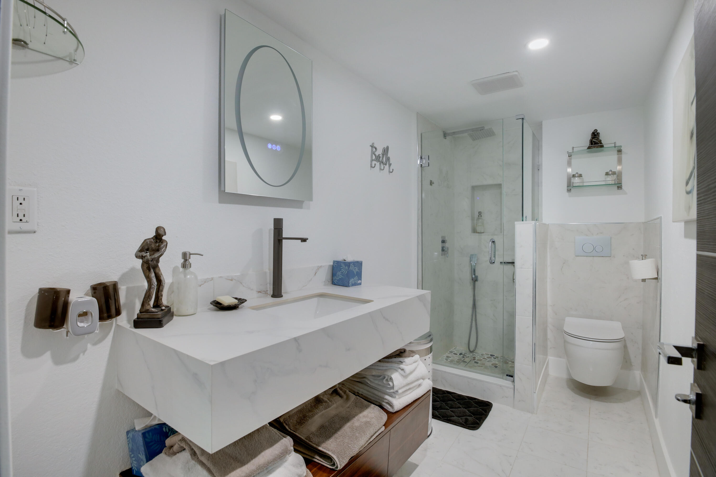 FOUNTAINS OF PALM BEACH CONDO 2 - Residential Lease