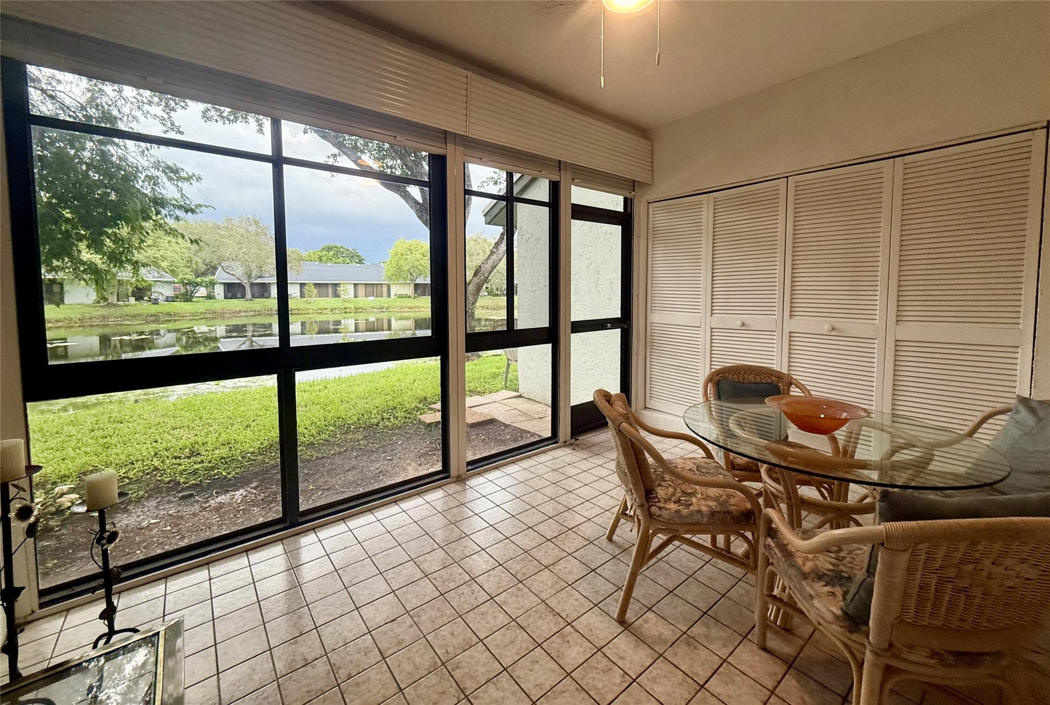 3993 Carambola Cir N 2998