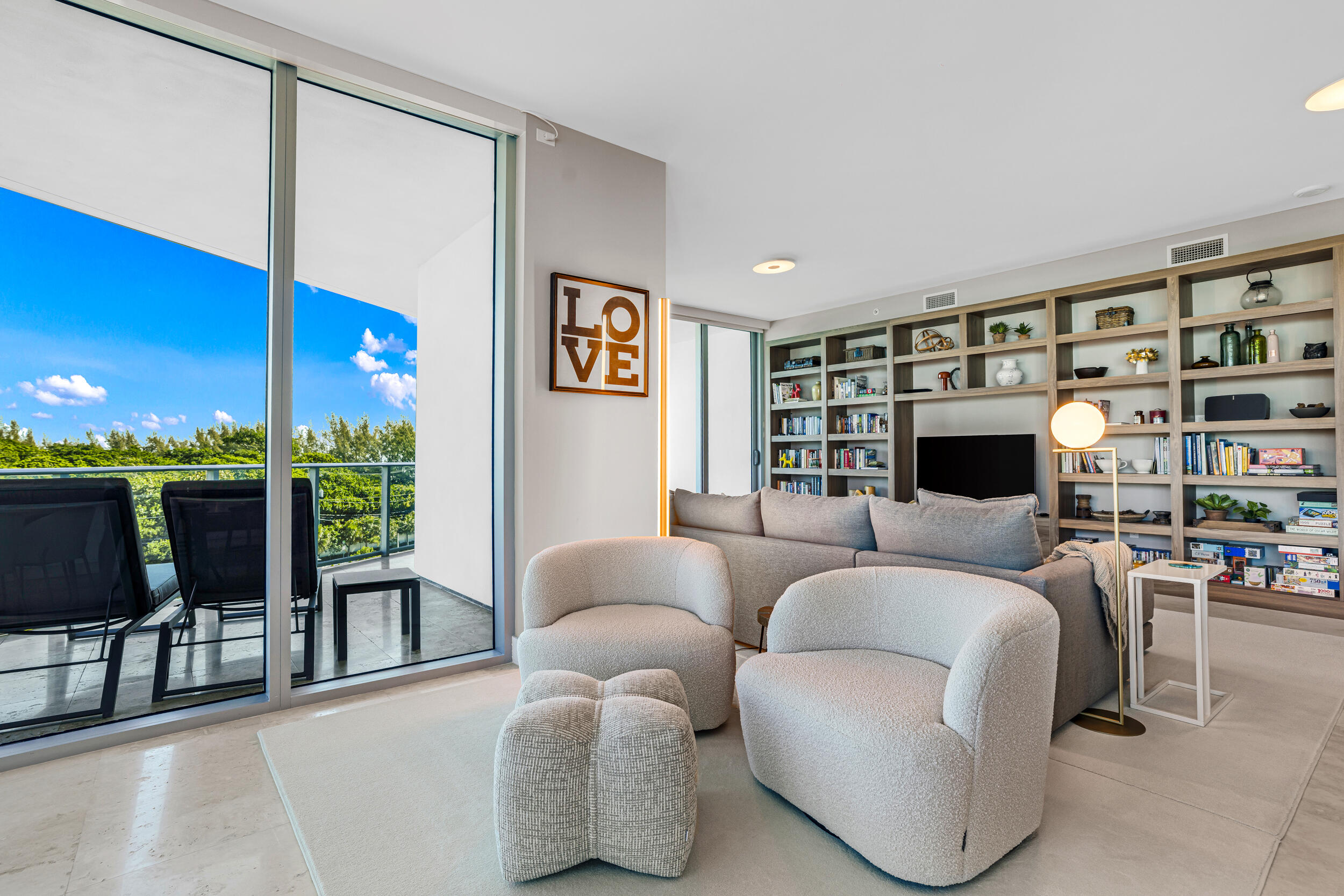 PARAMOUNT FT LAUDERDALE CONDO - Residential