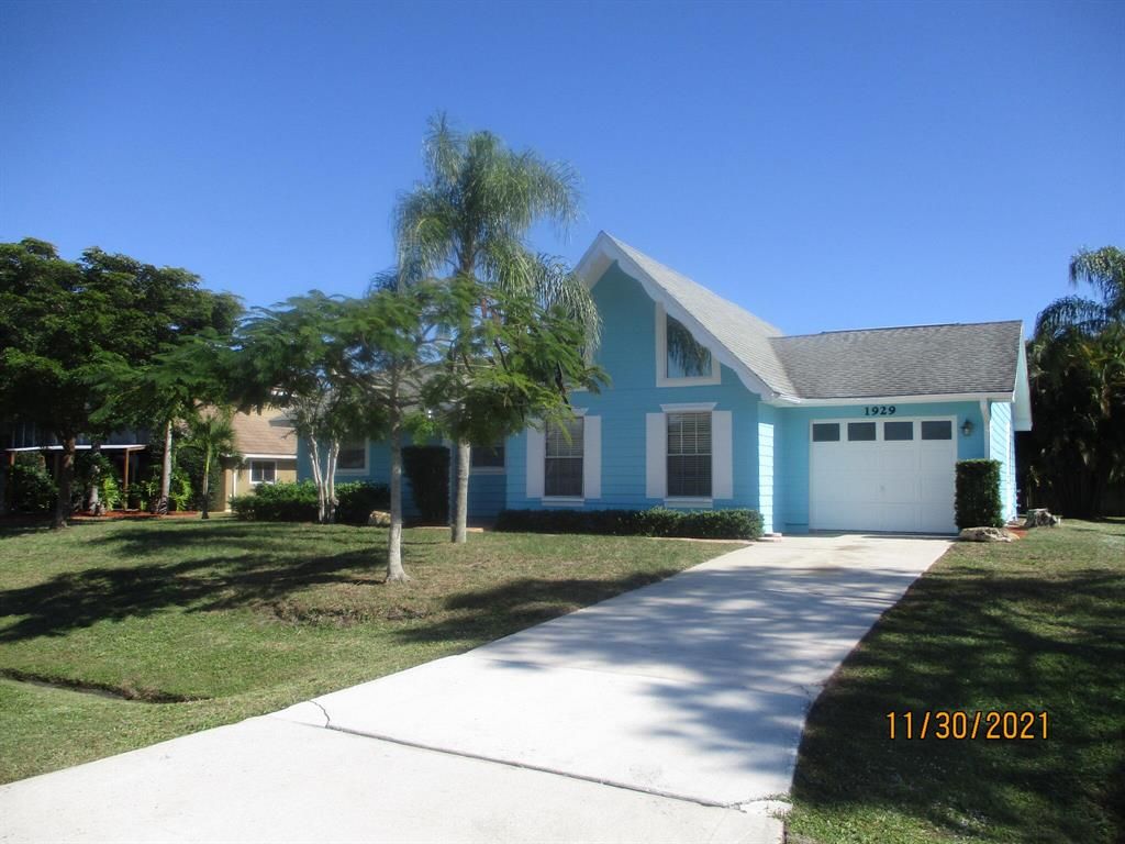 Photo of 1929 SE Benedictine Street St, Port St Lucie, FL 34983 (MLS # R10762755)