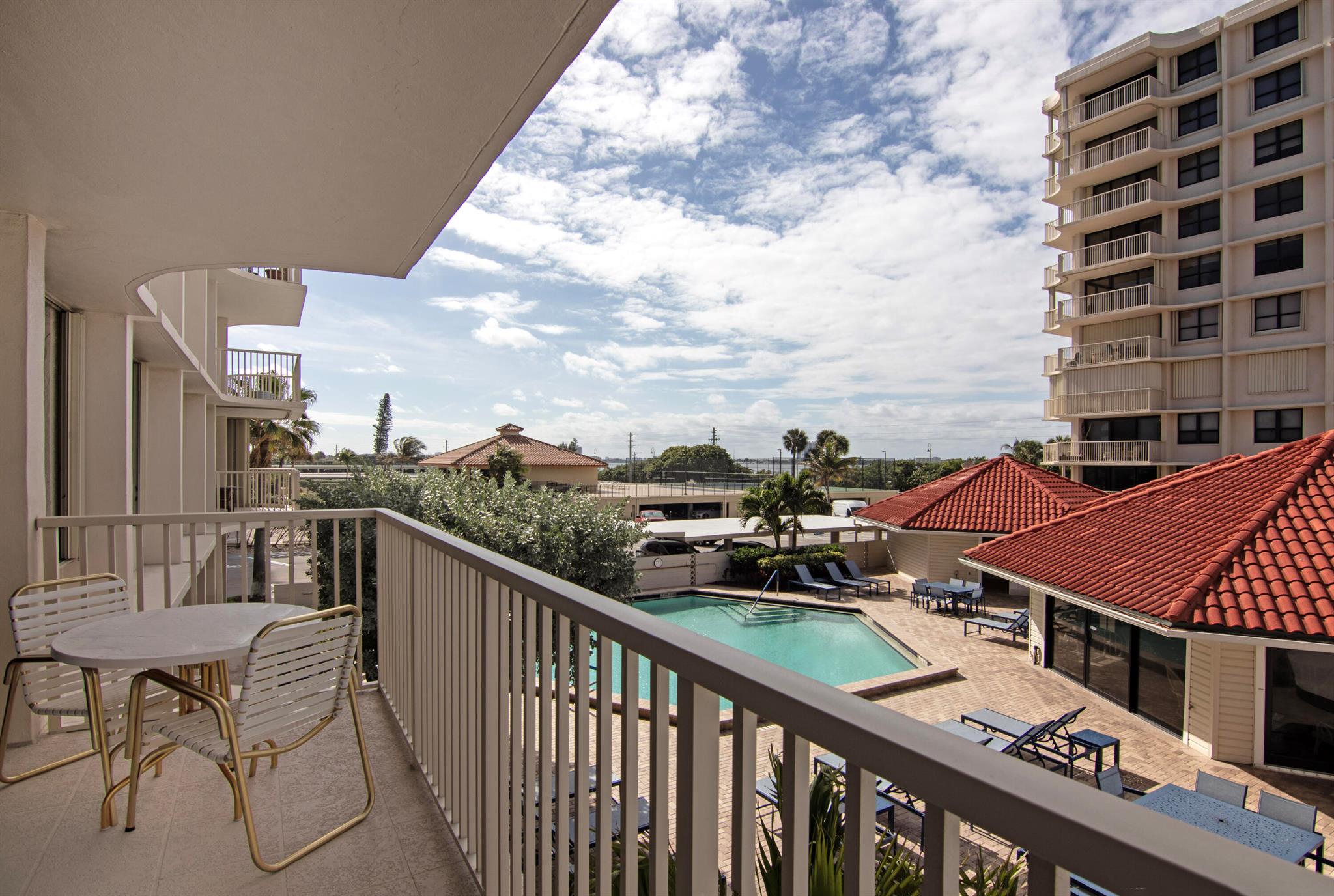 DUNES TOWERS CONDO - Residential