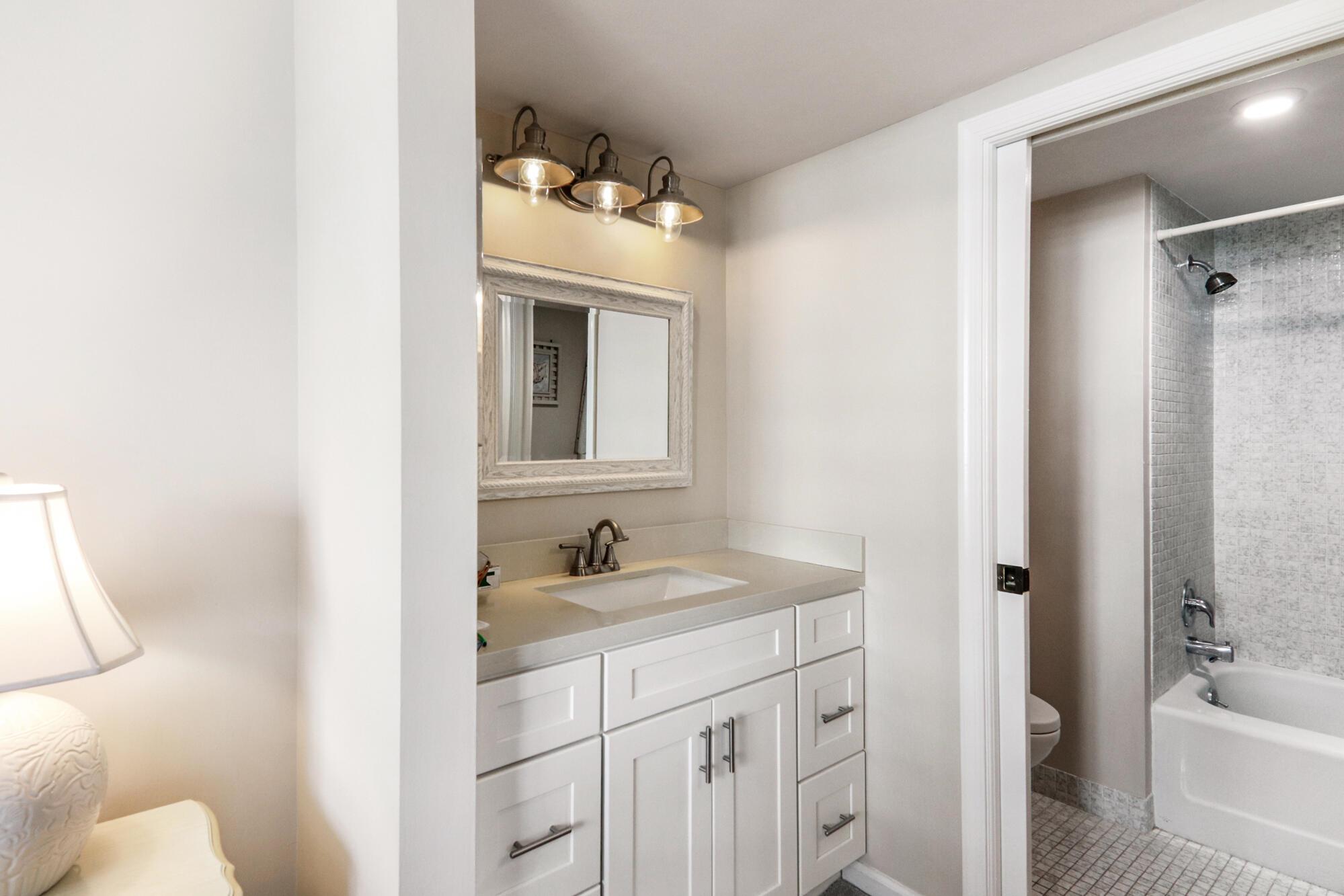 DUNES TOWERS CONDO - Residential