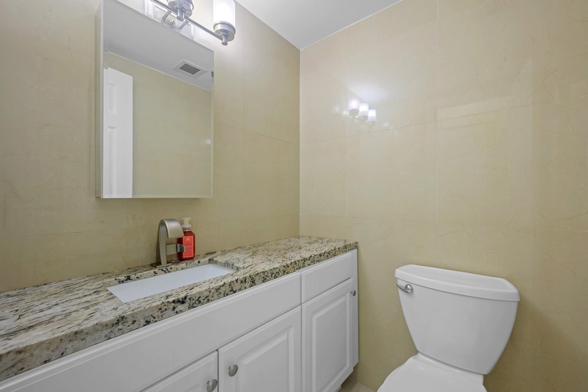 THE HEMISPHERES - Residential