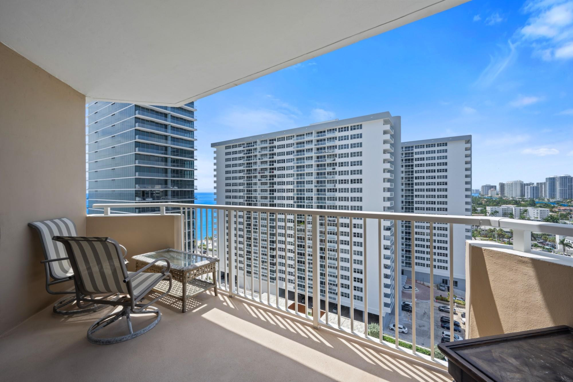 THE HEMISPHERES - Residential