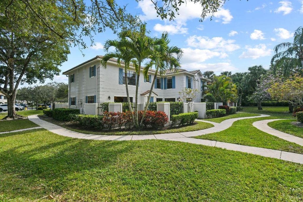 Photo of 359 Prestwick Circle #4, Palm Beach Gardens, FL 33418 (MLS # R11059574)