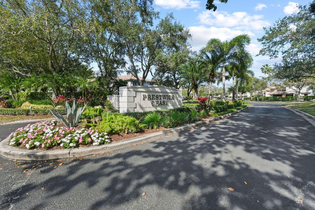 Photo of 359 Prestwick Circle #4, Palm Beach Gardens, FL 33418 (MLS # R11059574)