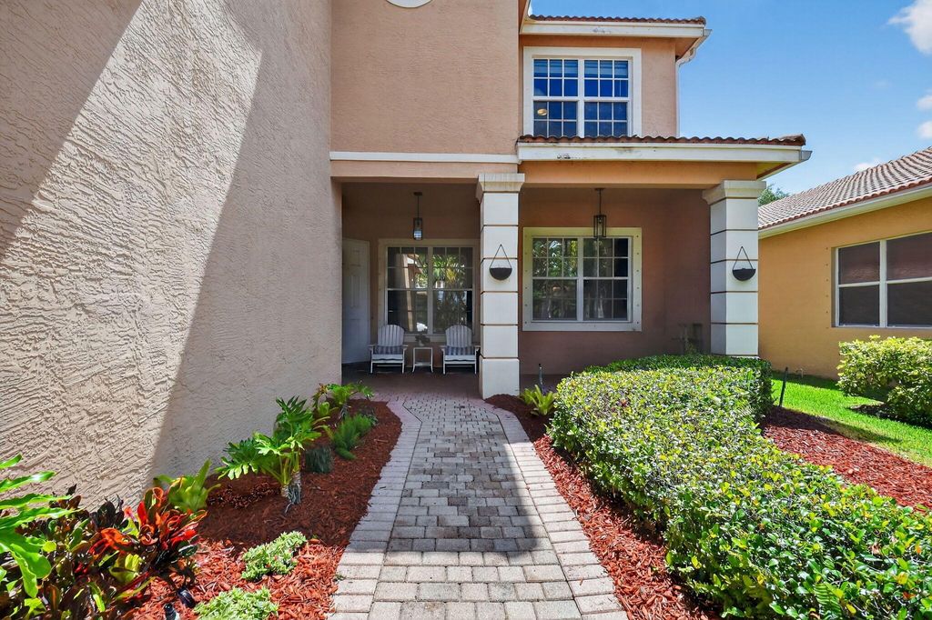 Photo of 10608 Walnut Valley Drive, Boynton Beach, FL 33473 (MLS # R11102883)
