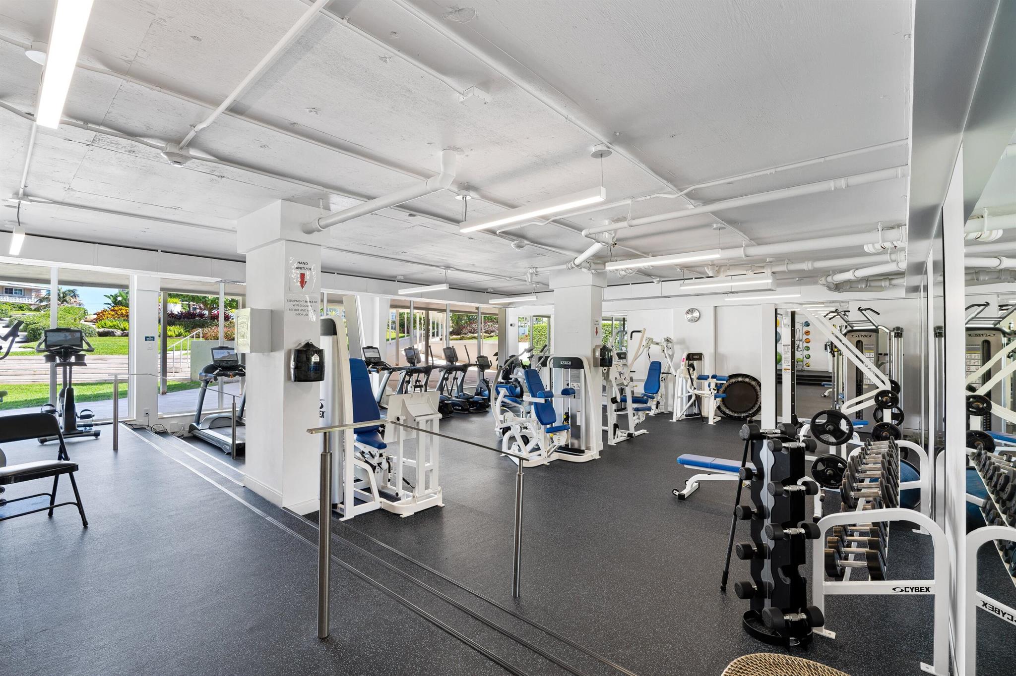 SUN AND SURF ONE HUNDRED - Residential