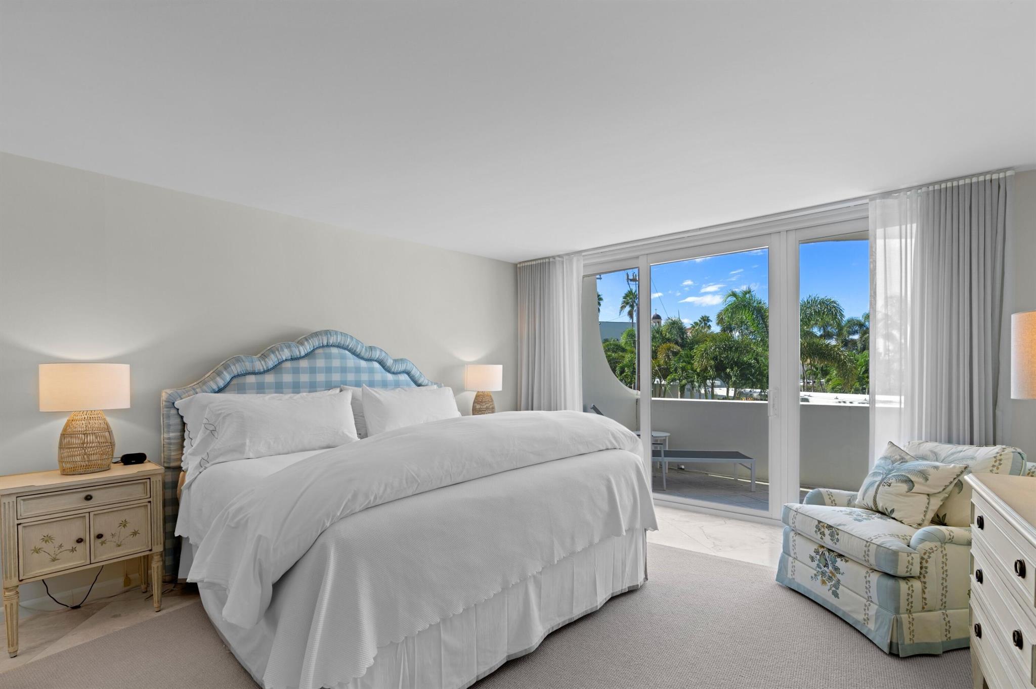 SUN AND SURF ONE HUNDRED - Residential