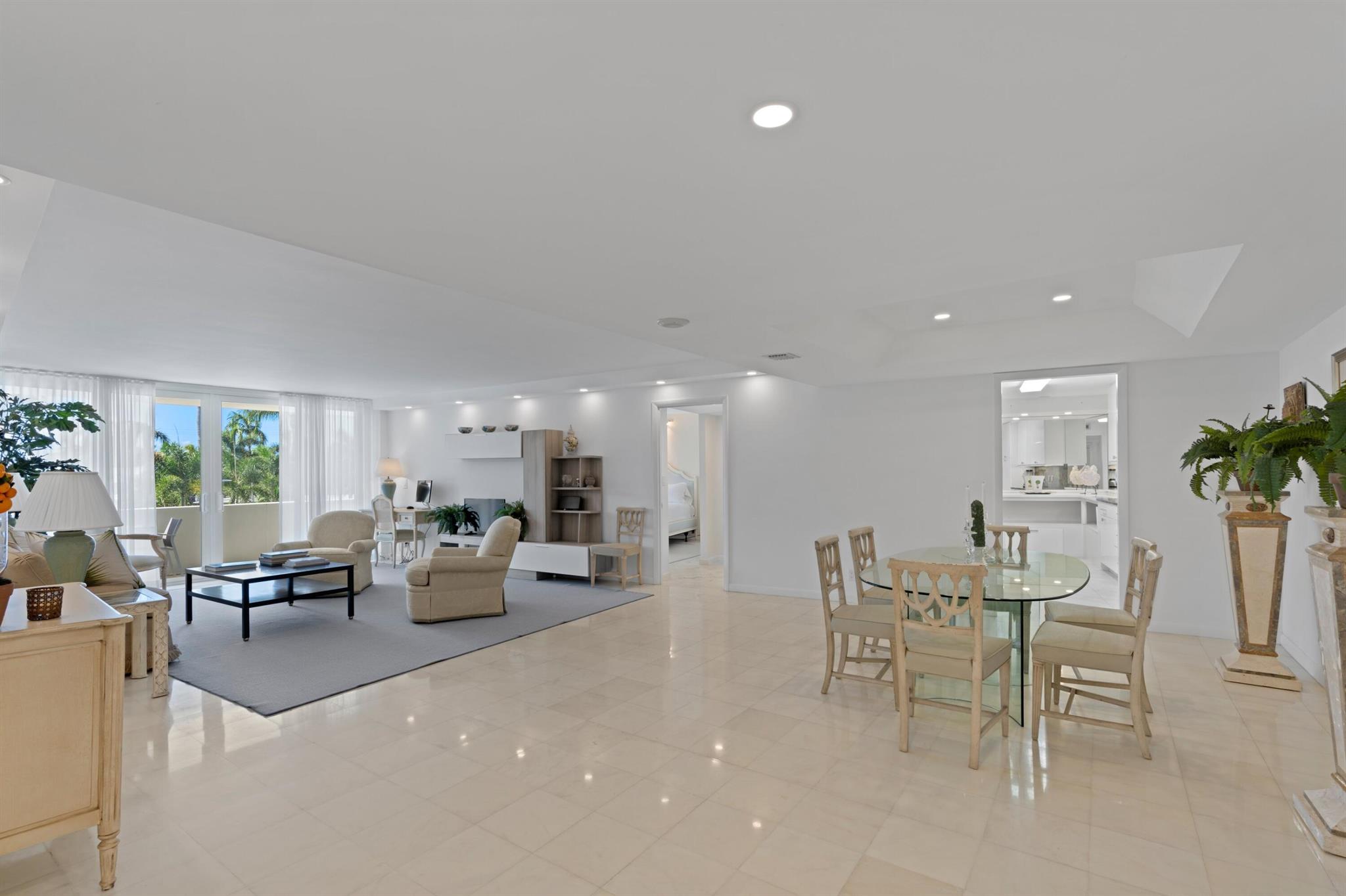 130 Sunrise Avenue 2150