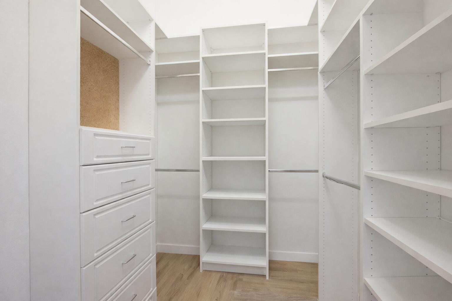 TIVOLI LAKES - Residential