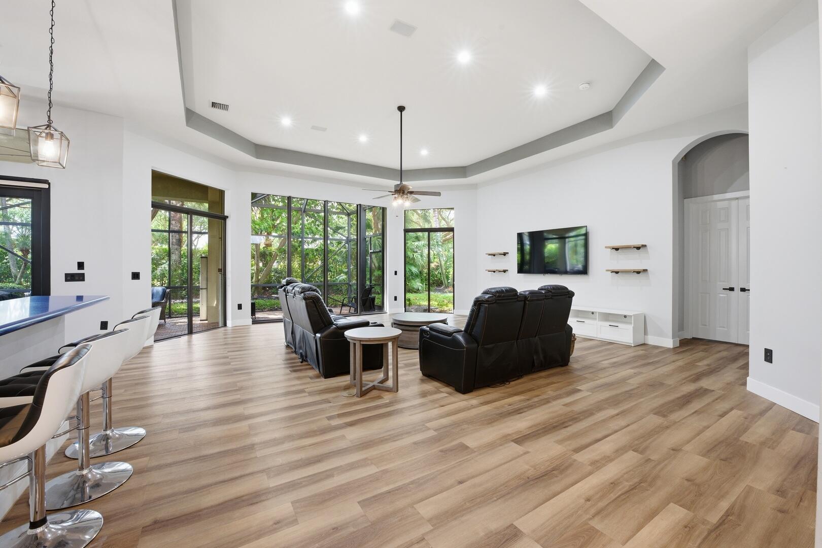 TIVOLI LAKES - Residential