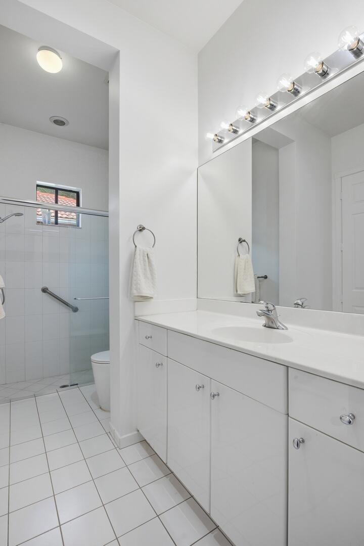 TIVOLI LAKES - Residential