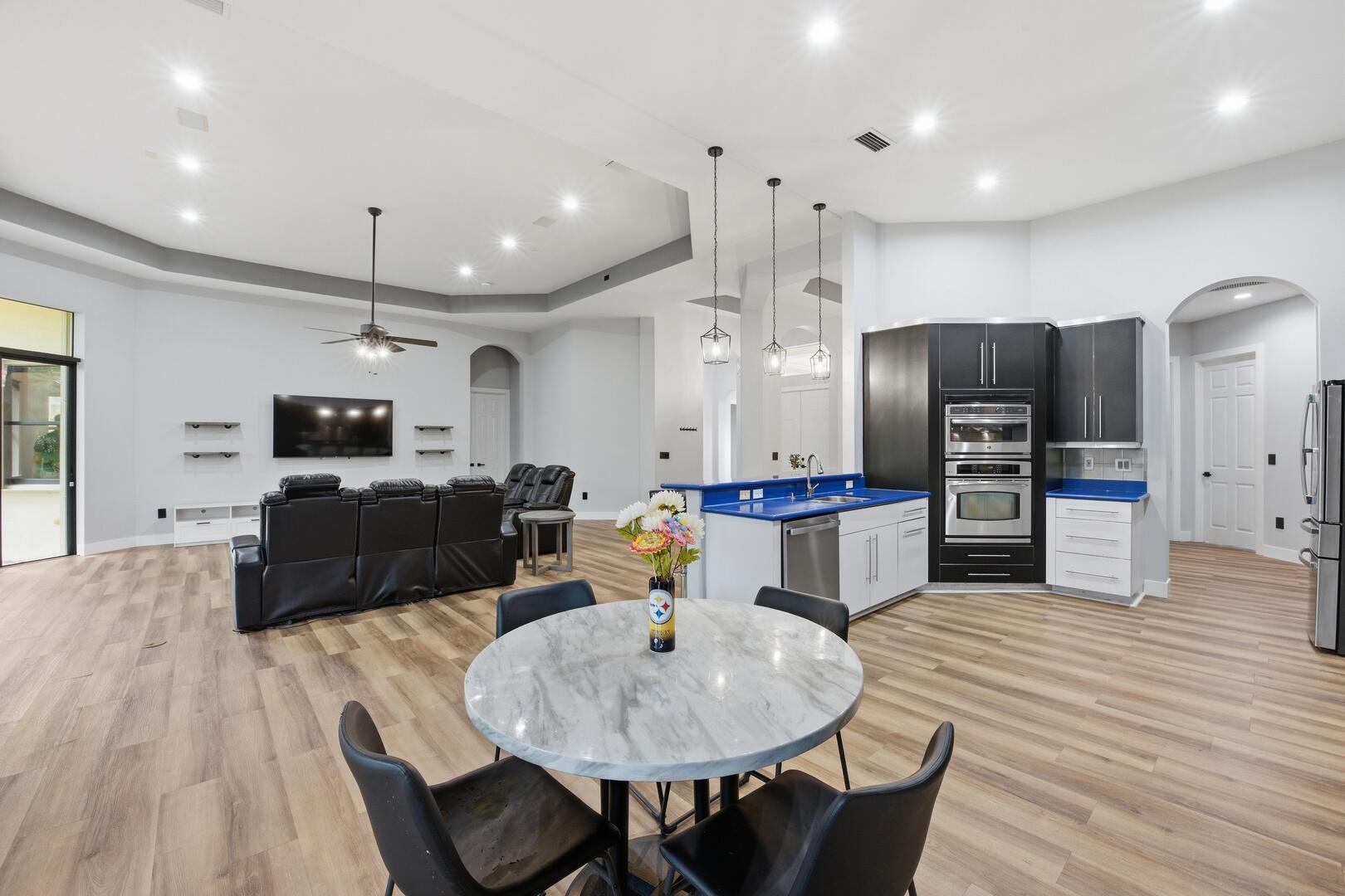 TIVOLI LAKES - Residential