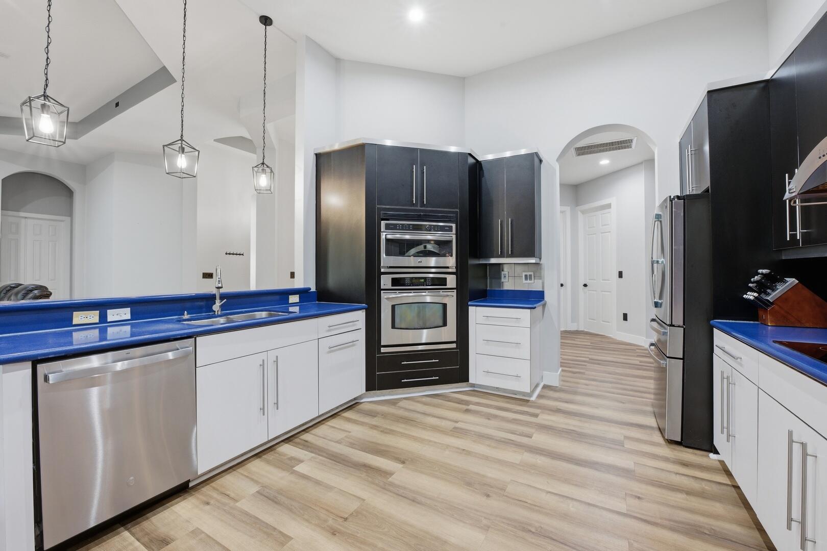 TIVOLI LAKES - Residential