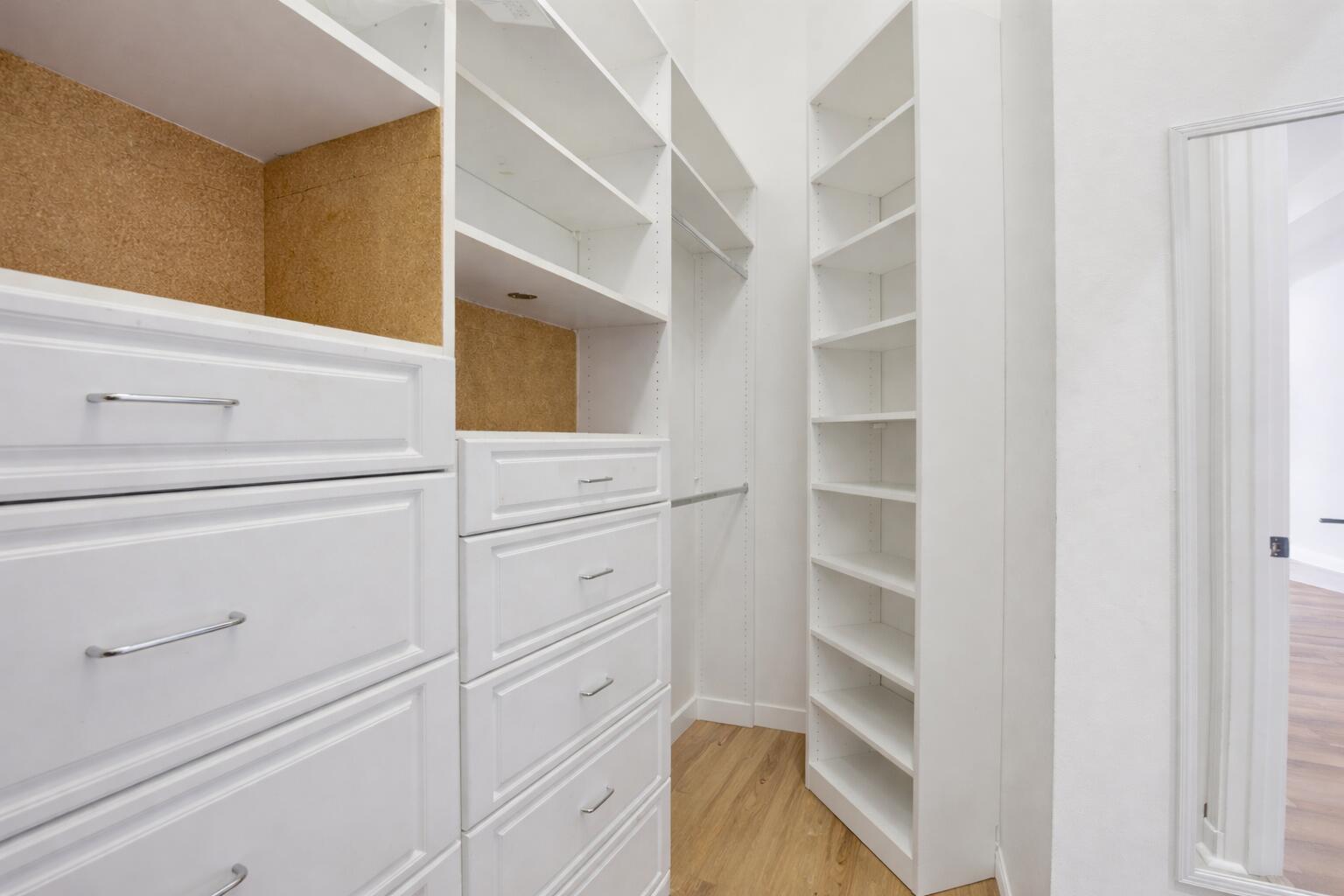 TIVOLI LAKES - Residential