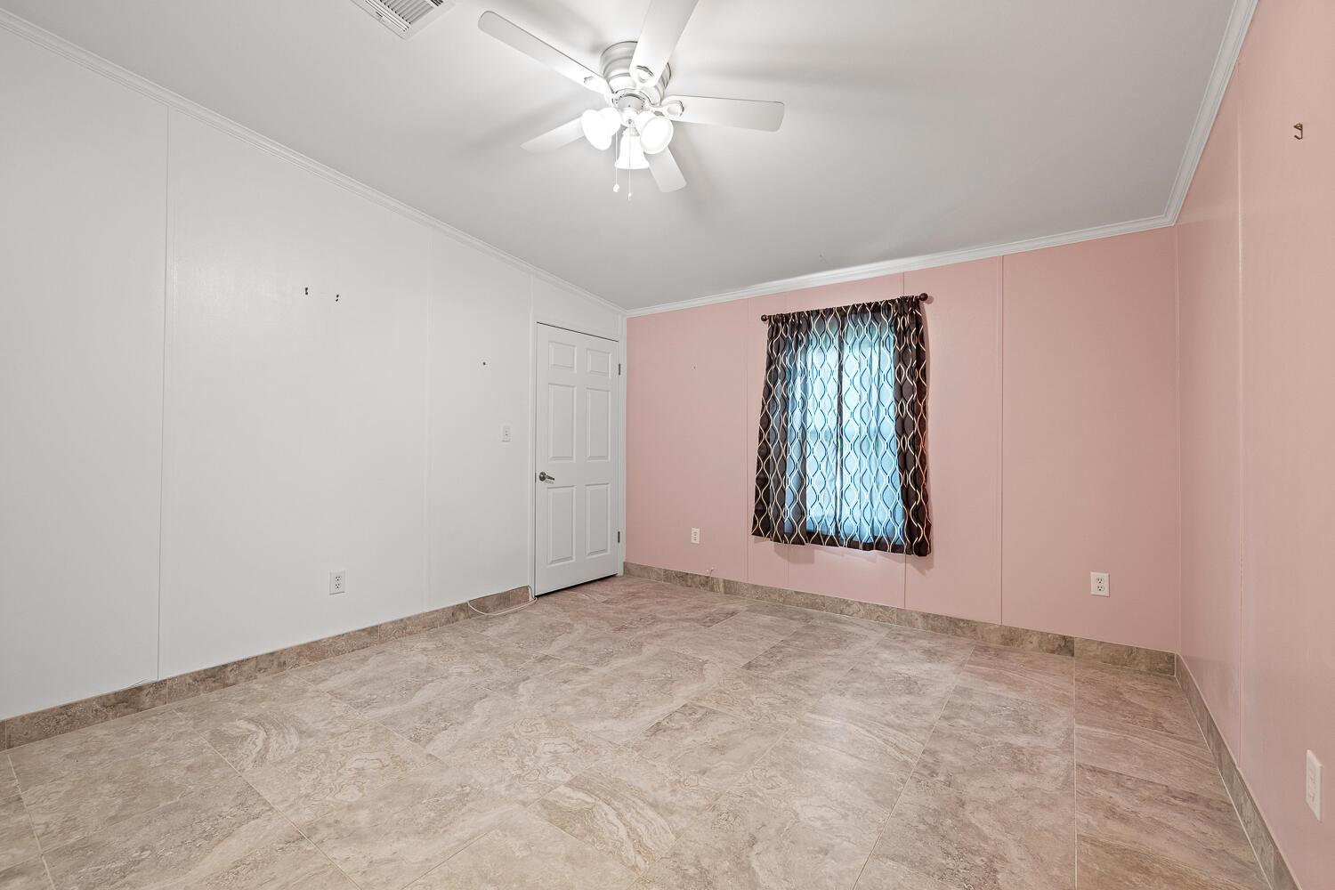 SANDALFOOT BLVD ESTATES - Residential