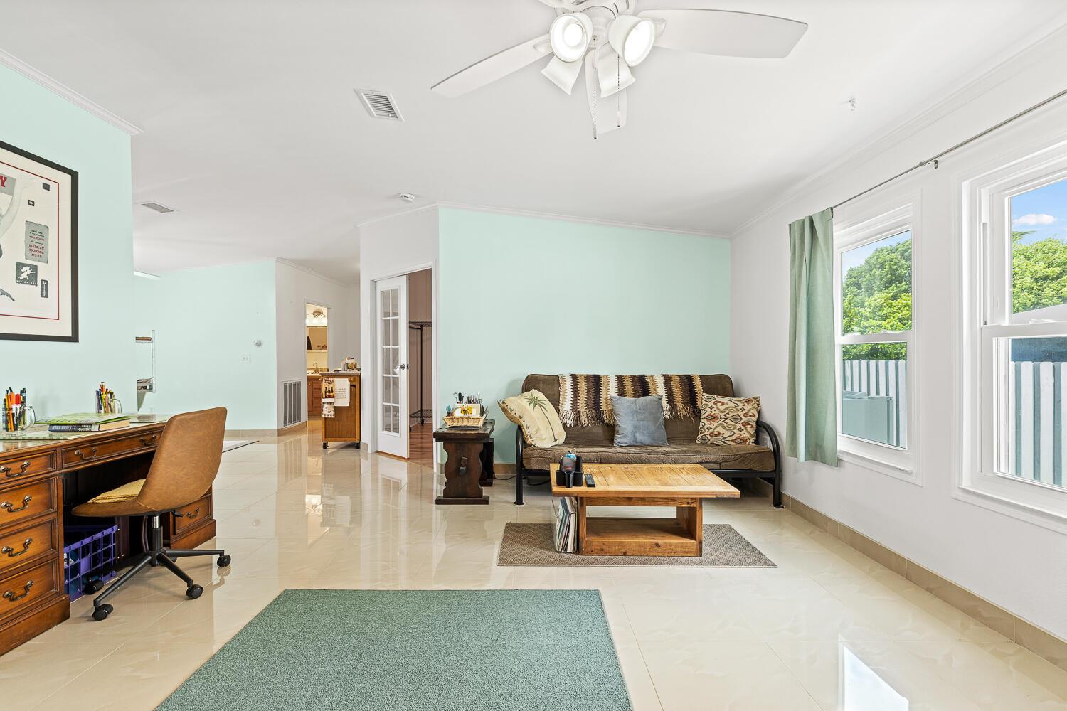 SANDALFOOT BLVD ESTATES - Residential