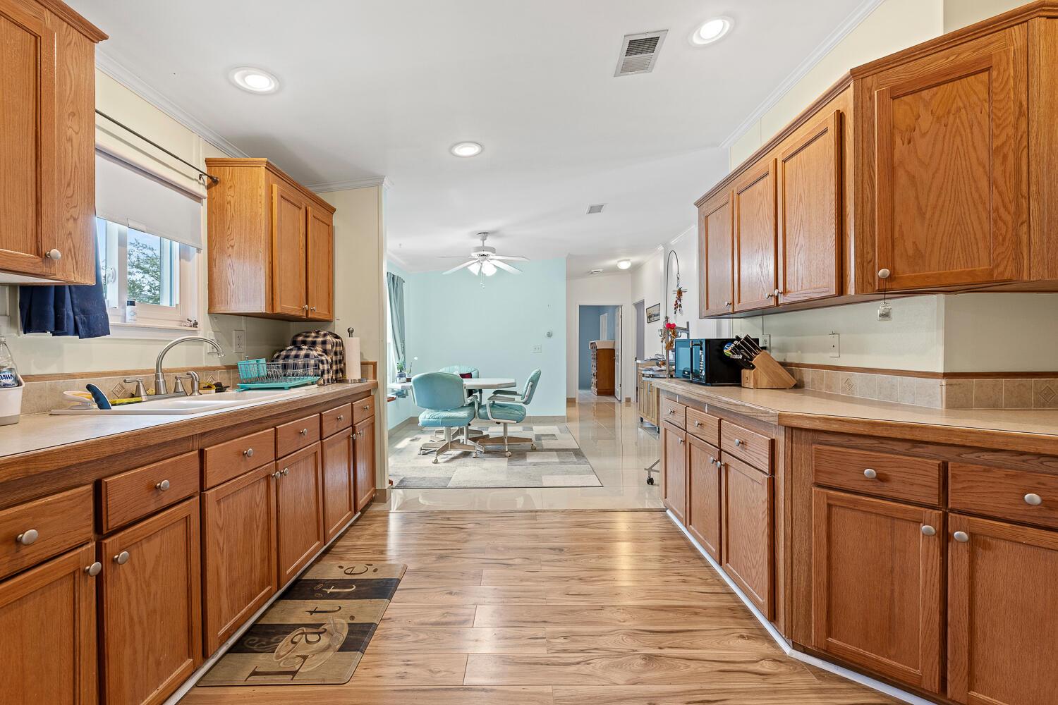 SANDALFOOT BLVD ESTATES - Residential