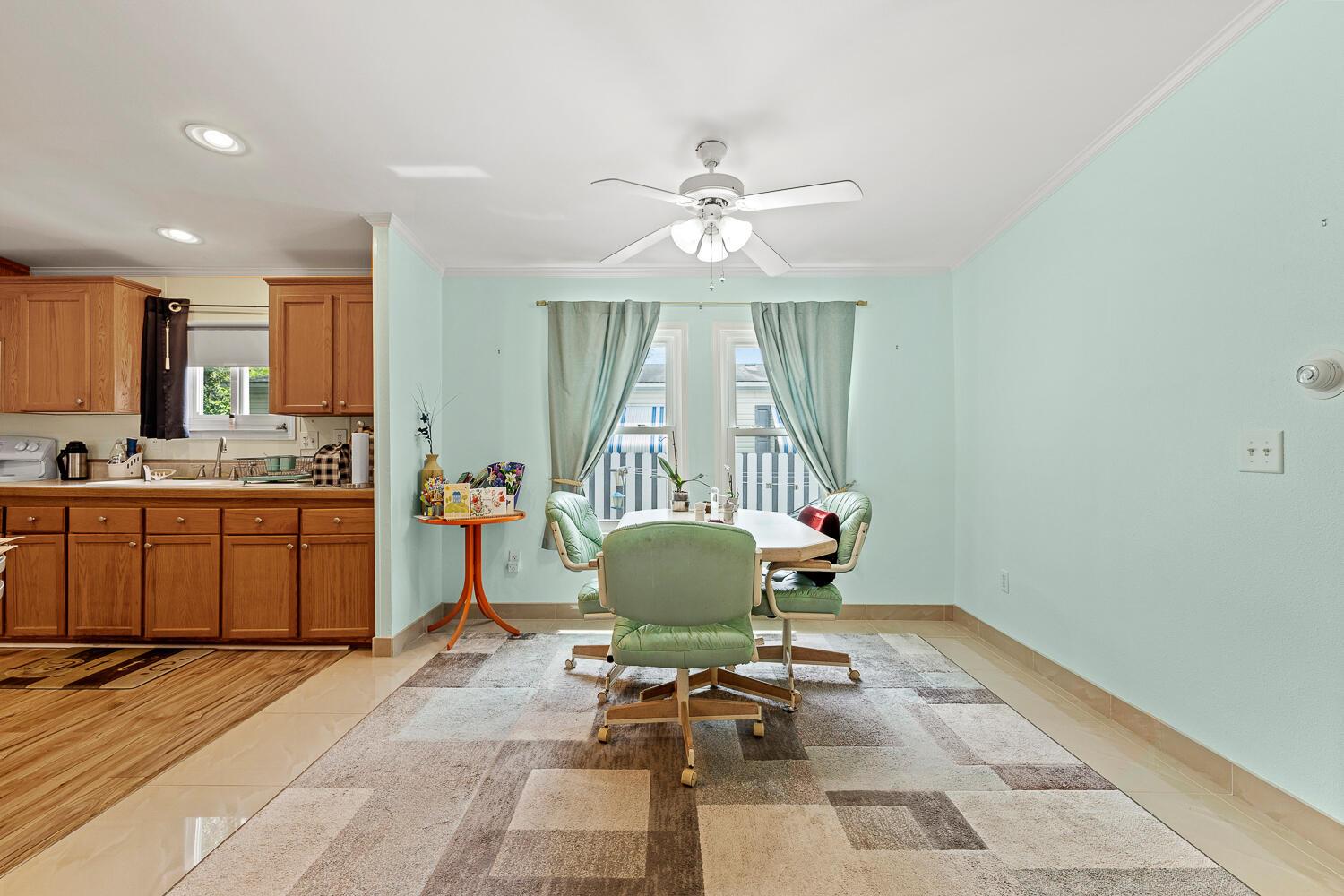 SANDALFOOT BLVD ESTATES - Residential