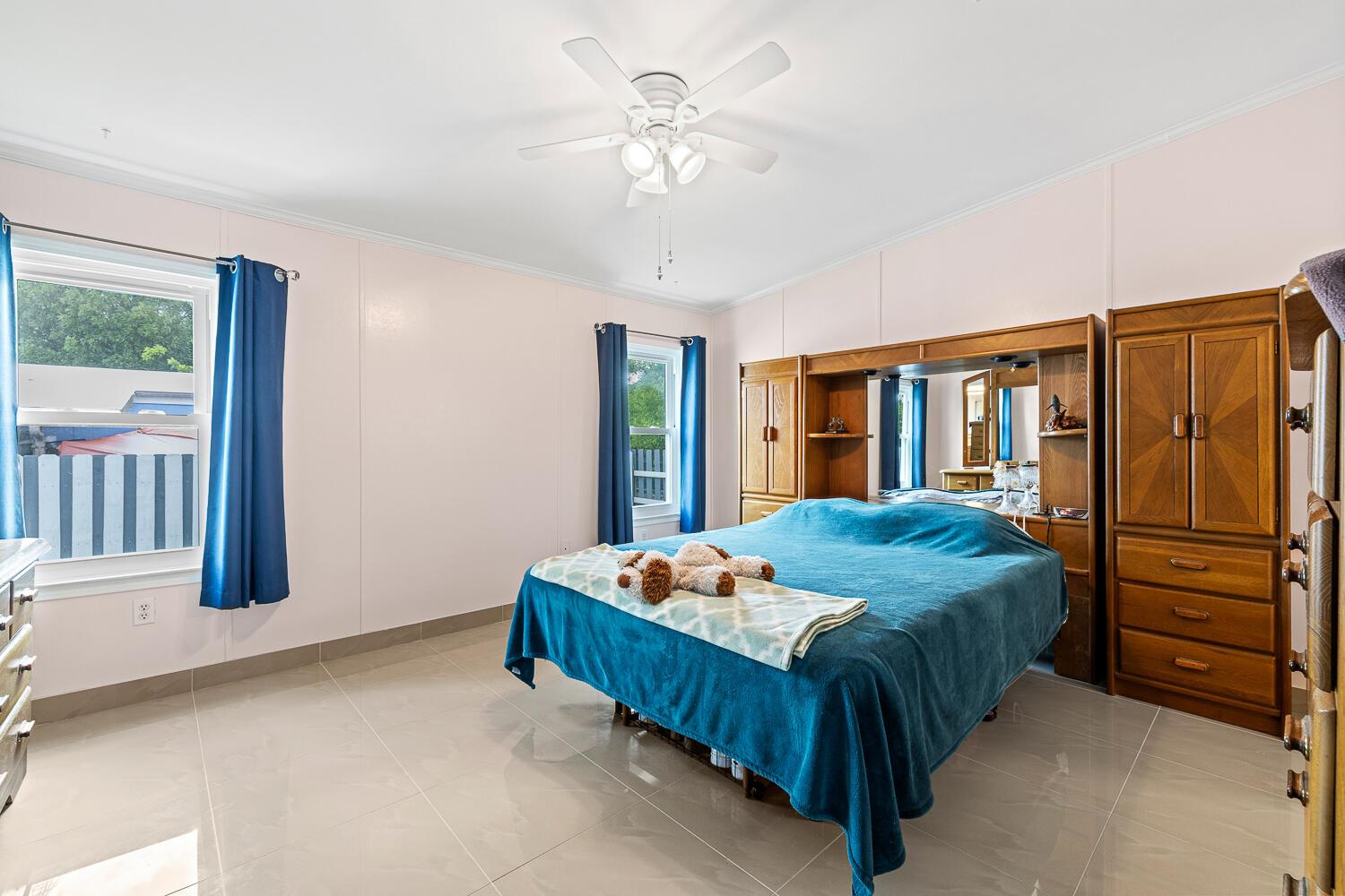 SANDALFOOT BLVD ESTATES - Residential