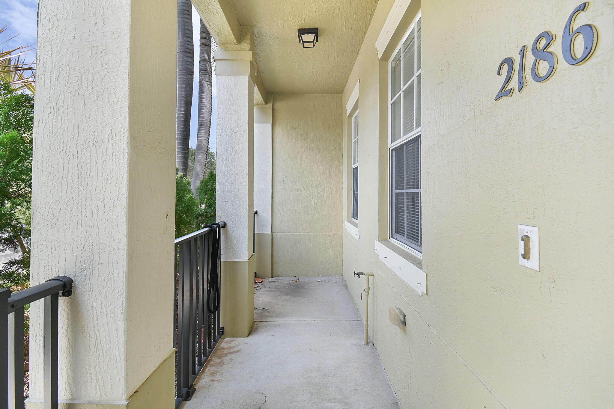 2186 SE Destin Drive