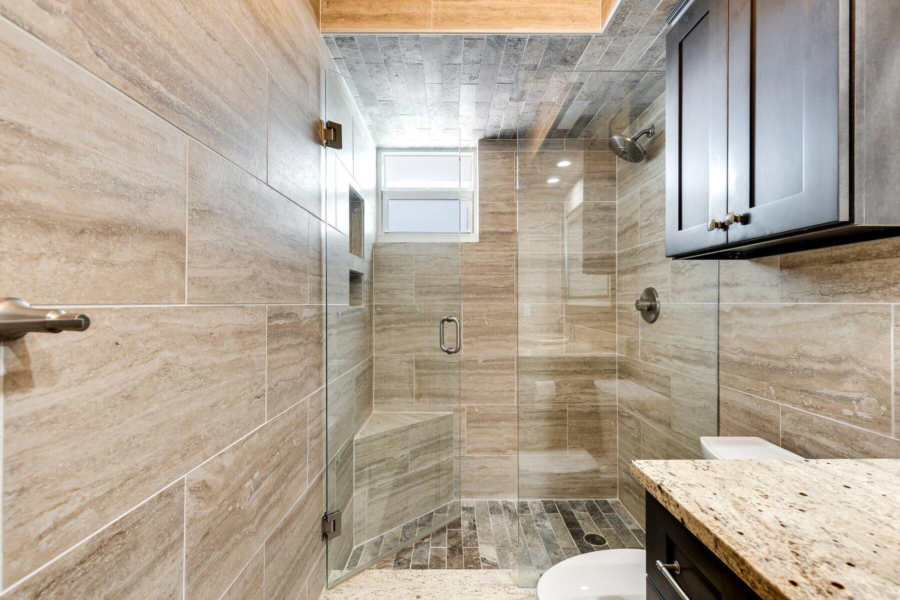 GOLD COAST TOWERS CONDO - Residential