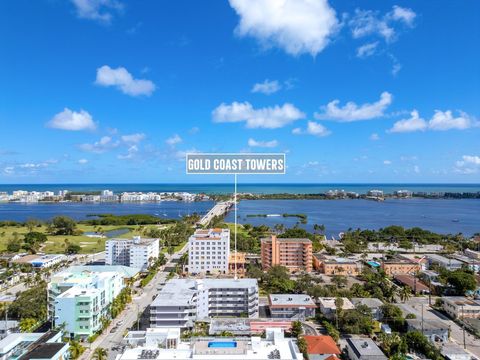 Photo of 1 S Lakeside Drive #C1, Lake Worth Beach, FL 33460 (MLS # R11135228) Photo of 1 S Lakeside Drive #C1, Lake Worth Beach, FL 33460 (MLS # R11135228)