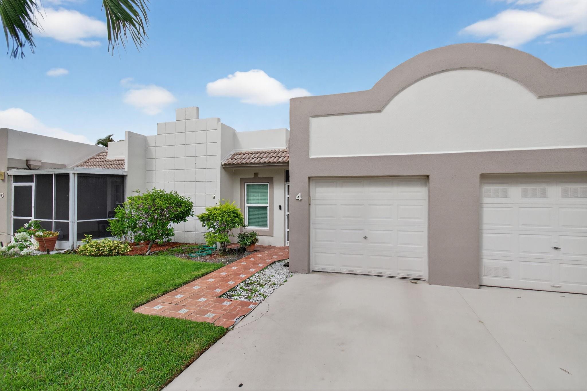 19000 Stewart Cir 4