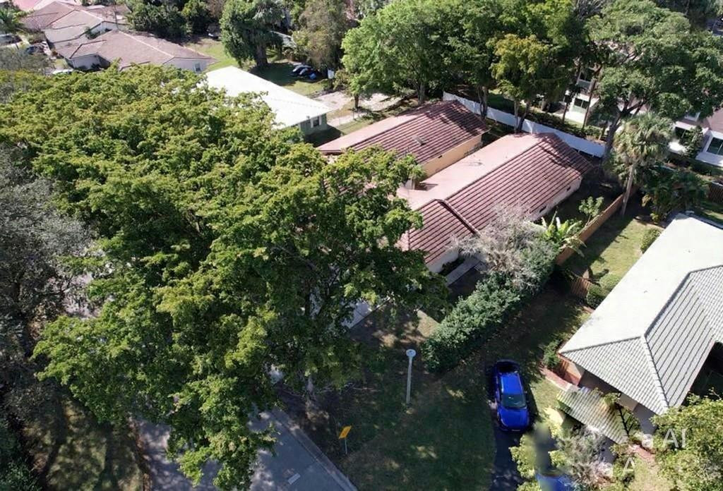 CORAL SPRINGS UNIVERSITY - Residential