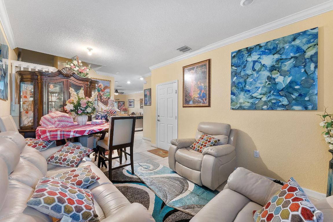 CELEBRATION POINTE - Residential