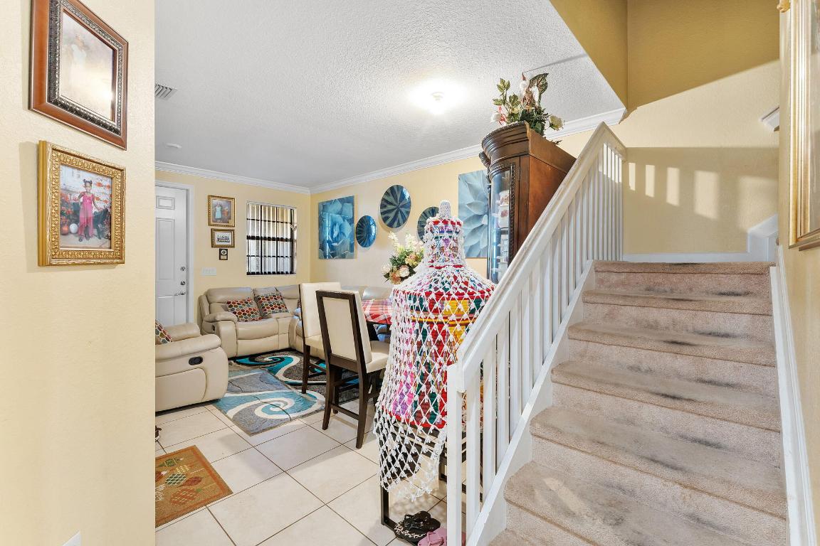 CELEBRATION POINTE - Residential