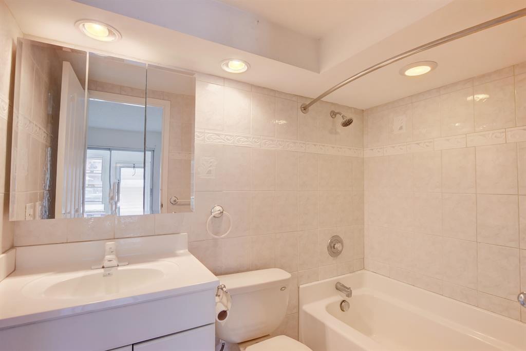 KINGS POINT MONACO CONDOS - Residential