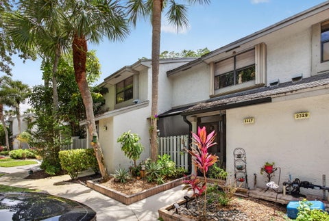 Tiny photo for 3327 Carambola Circle S, Coconut Creek, FL 33066 (MLS # B26031466)
