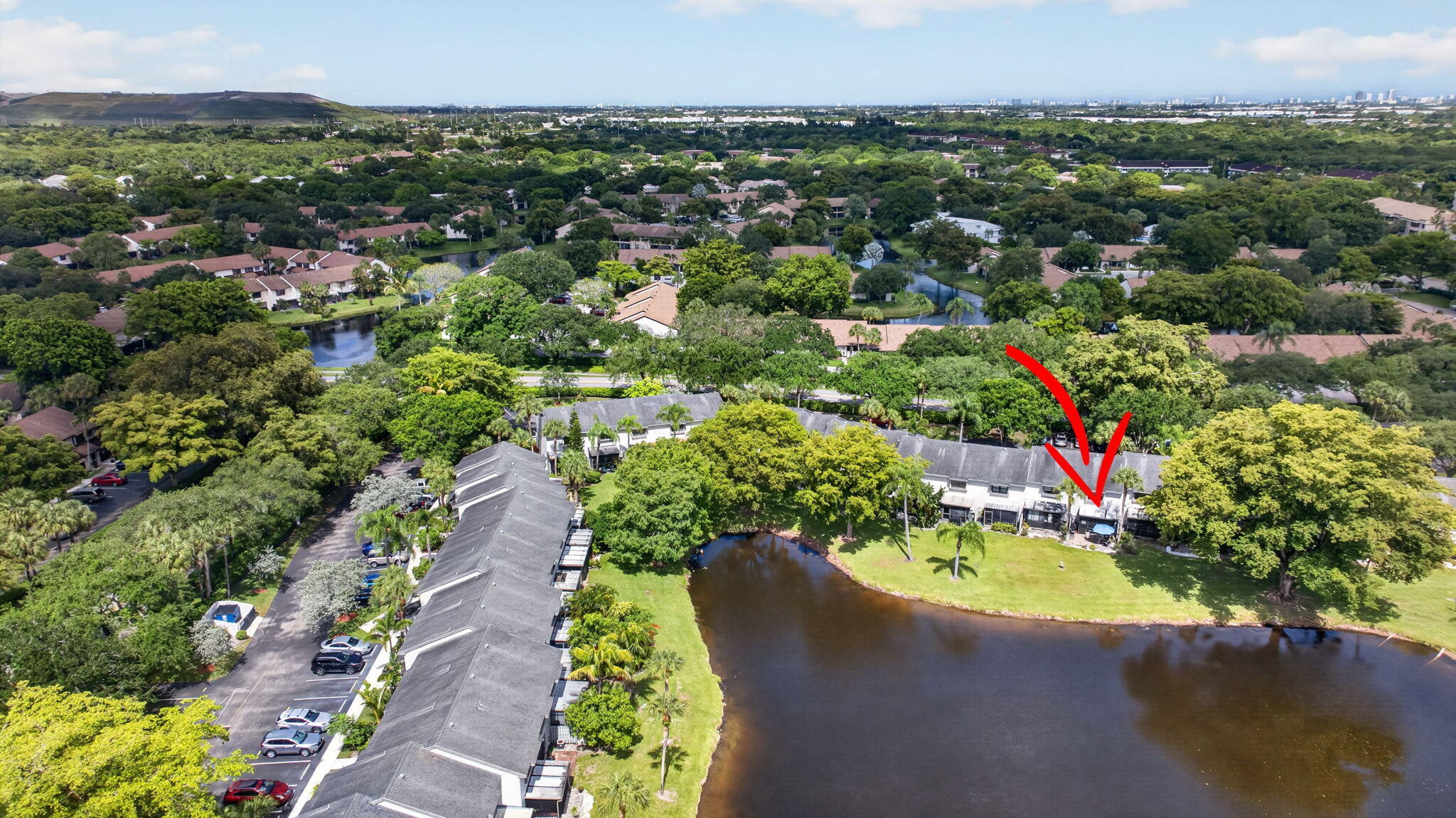 GOLDEN RAINTREE IV-B CONDO - Residential