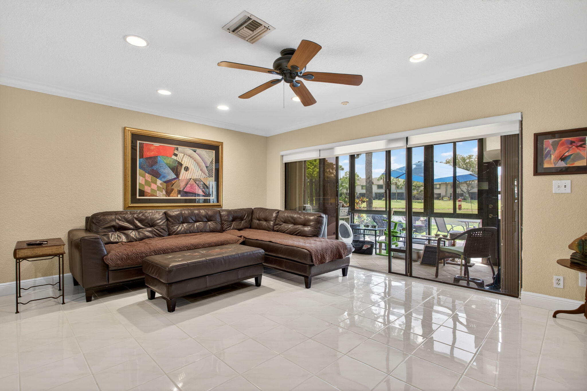 GOLDEN RAINTREE IV-B CONDO - Residential