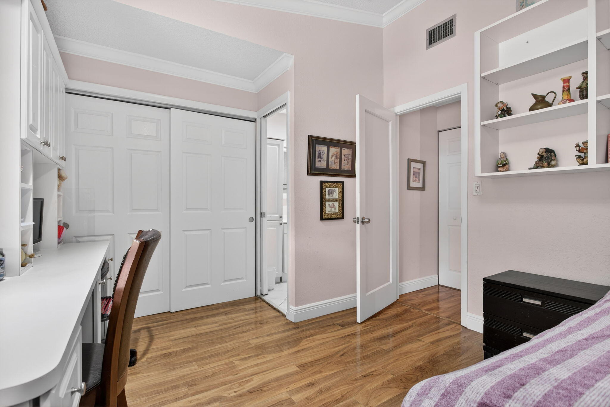GOLDEN RAINTREE IV-B CONDO - Residential