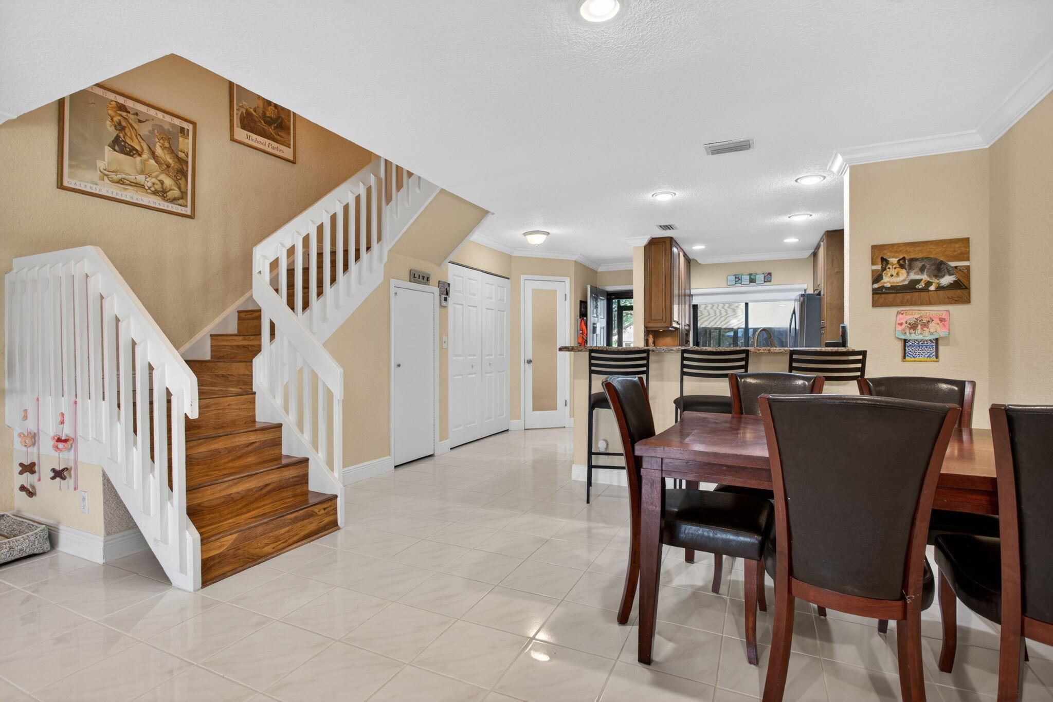 GOLDEN RAINTREE IV-B CONDO - Residential