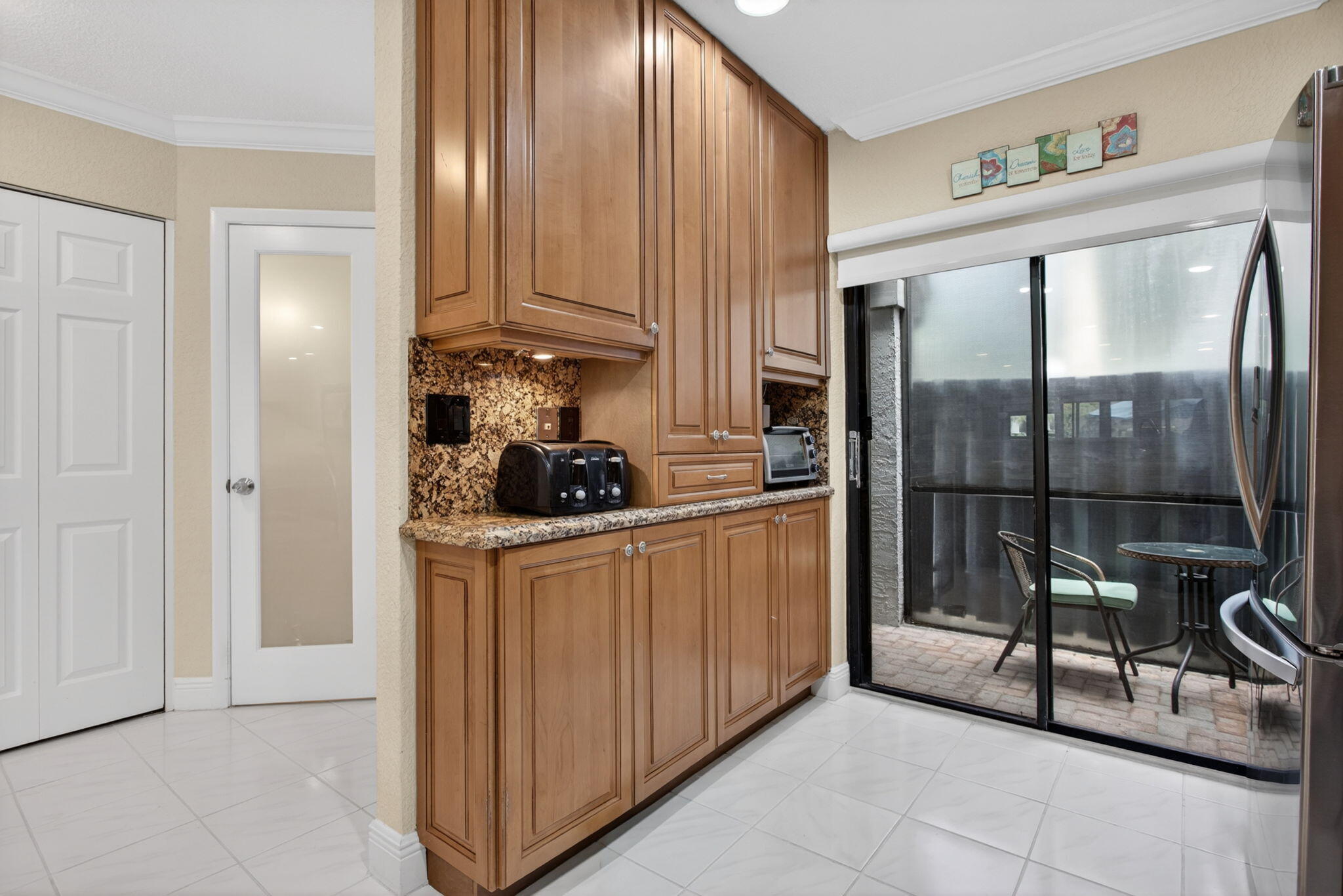 GOLDEN RAINTREE IV-B CONDO - Residential