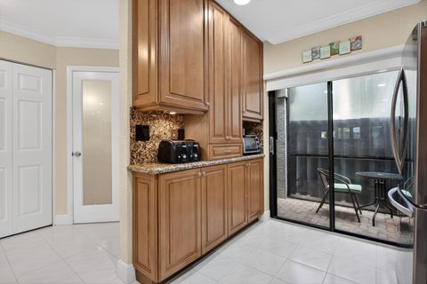 Tiny photo for 3327 Carambola Circle S, Coconut Creek, FL 33066 (MLS # B26031466)