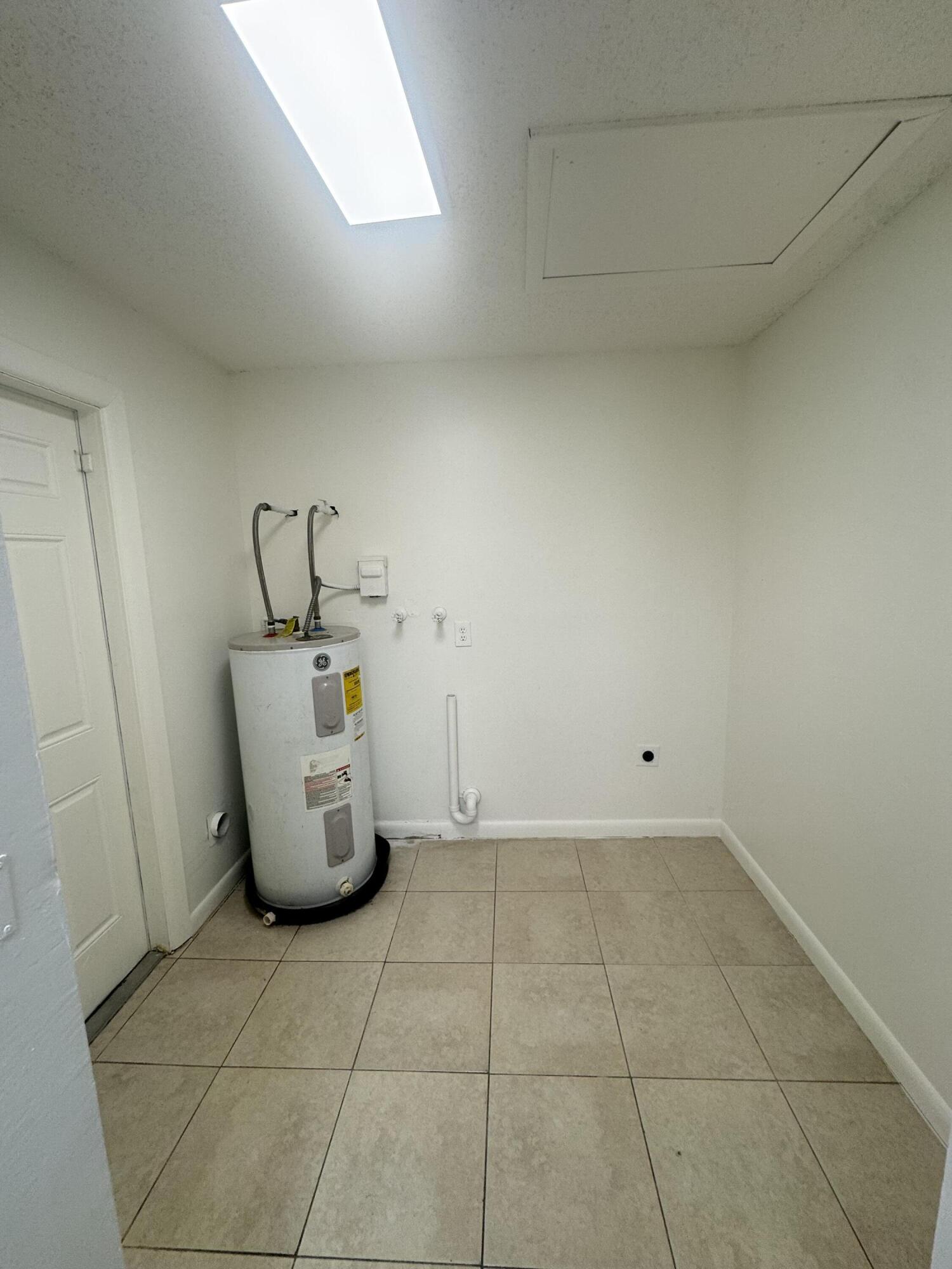 Haverhill Road Condo - Residential Lease