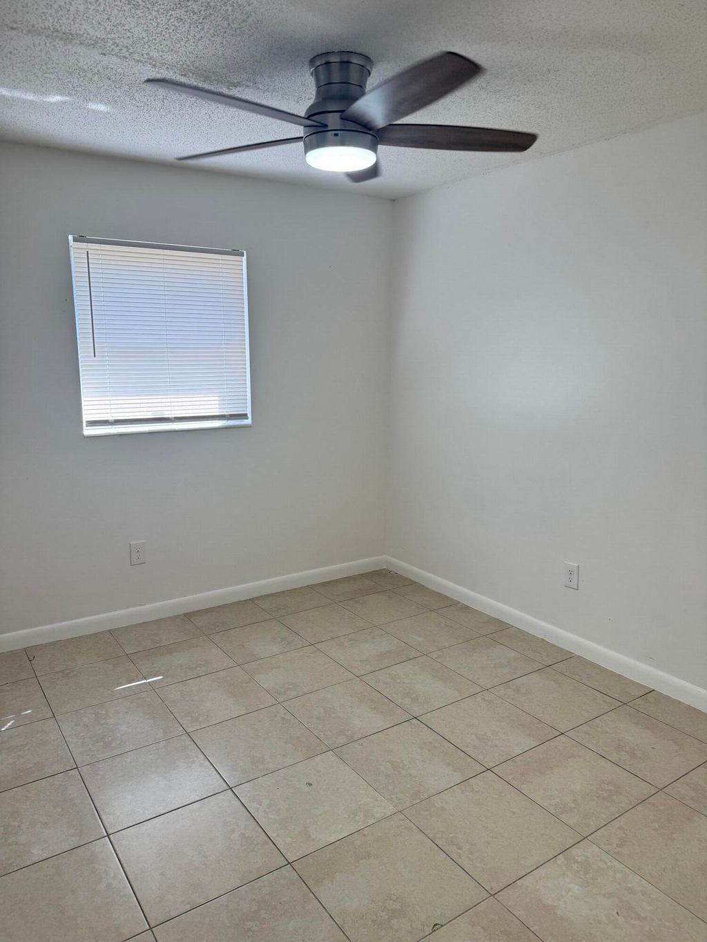 Photo of 5914 N Haverhill Road, West Palm Beach, FL 33407 (MLS # F10556532)