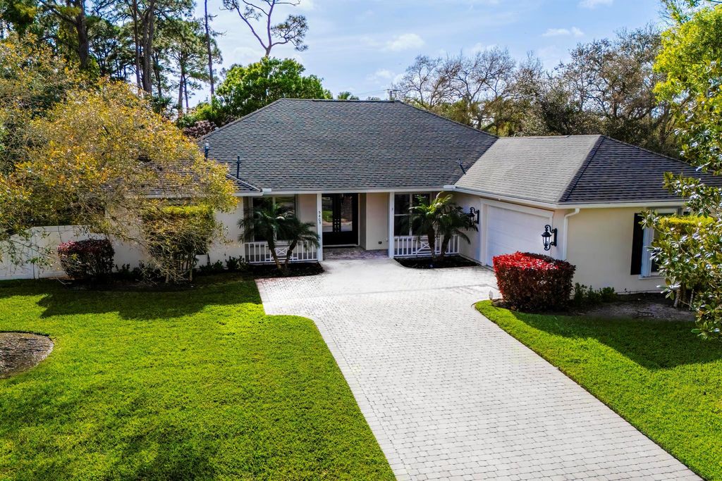 Photo of 5405 Stately Oaks Street, Fort Pierce, FL 34981 (MLS # R11065558)