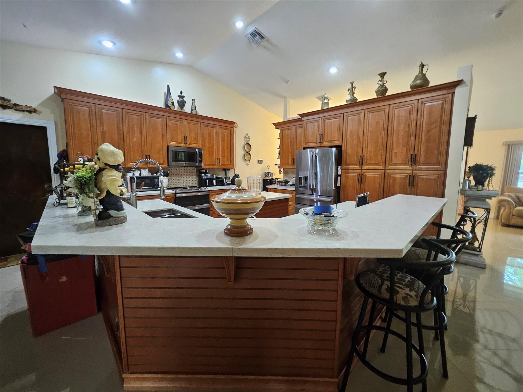 197 NW 113th Way, Coral Springs FL 33071