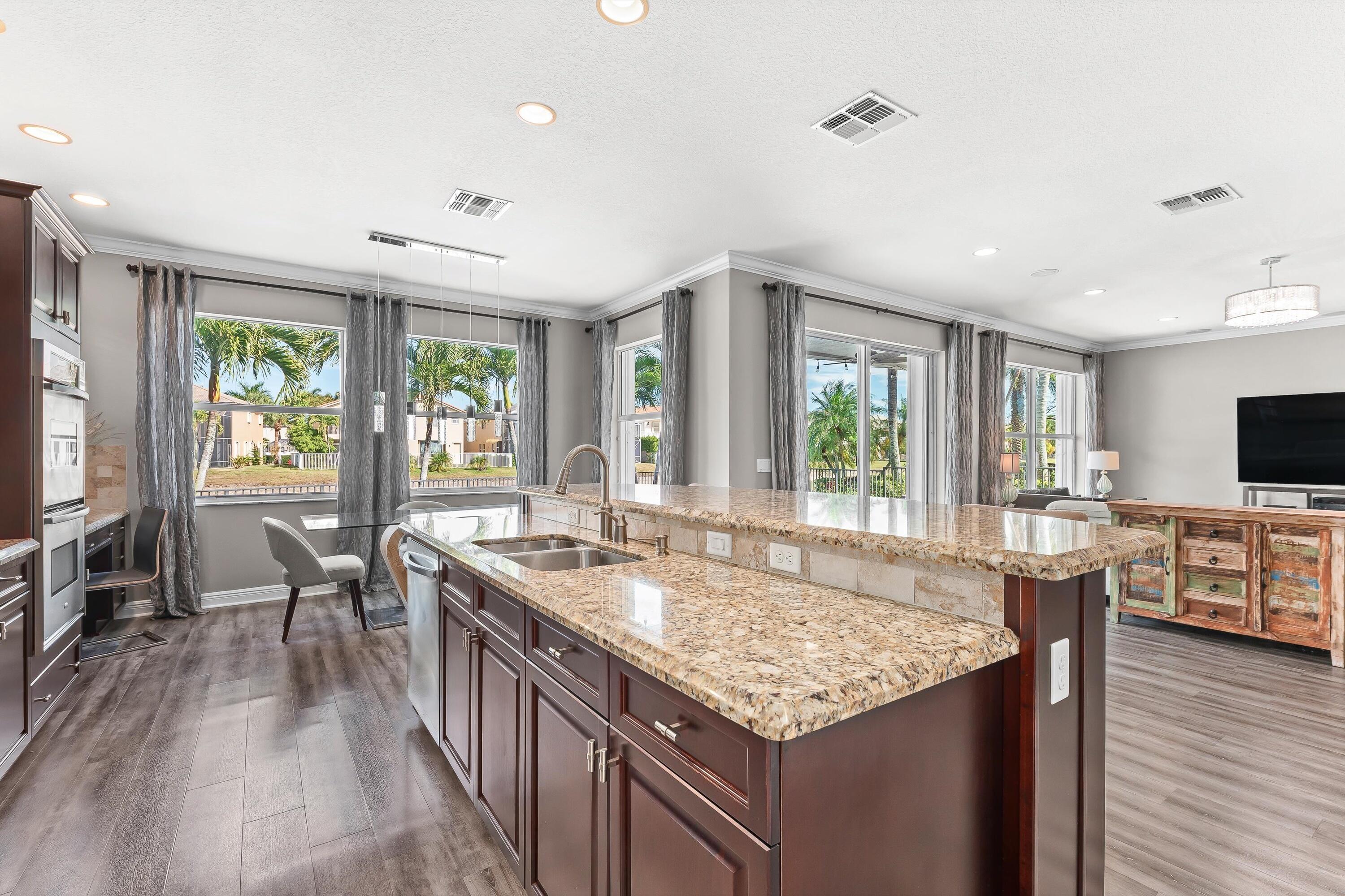 OLYMPIA 2 - Residential