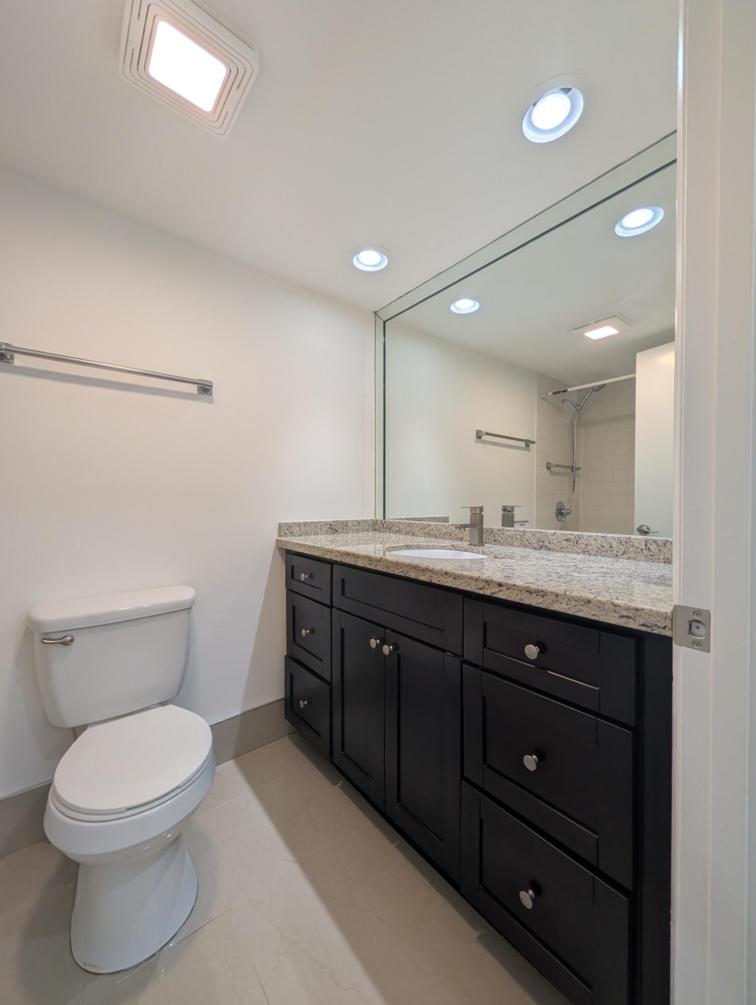 BAHAMA VILLAGE CONDO - Residential Lease