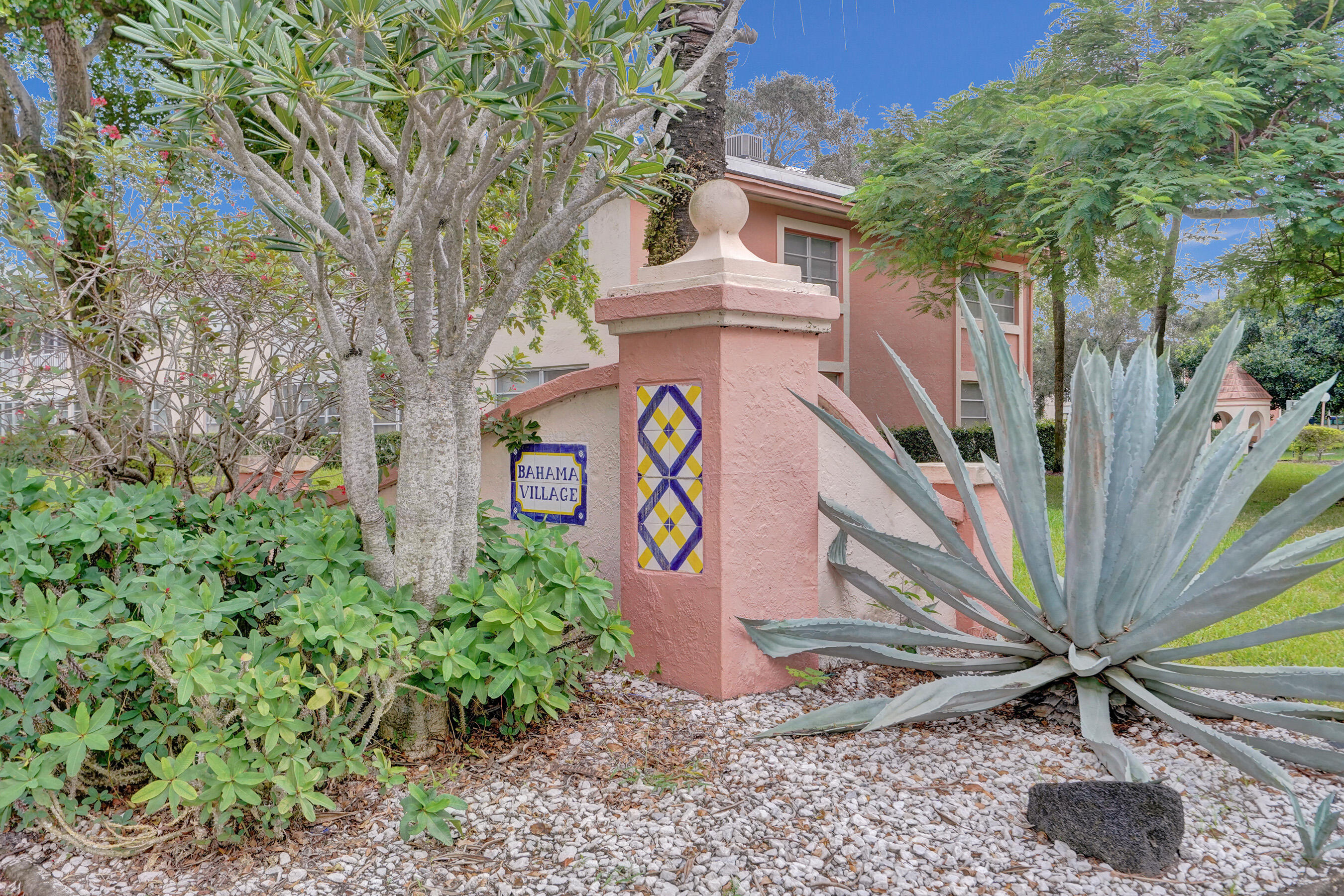 BAHAMA VILLAGE CONDO - Residential Lease