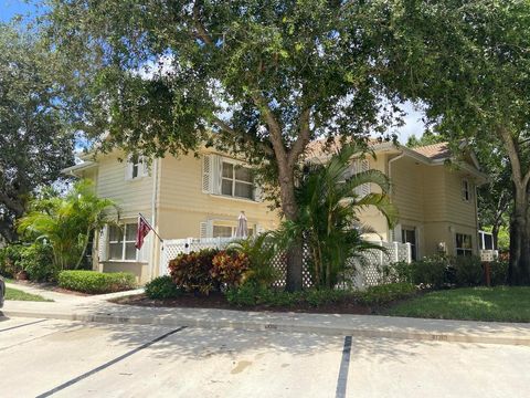 8131 Sedgewick Court 31b Lake Clarke Shores FL 33406